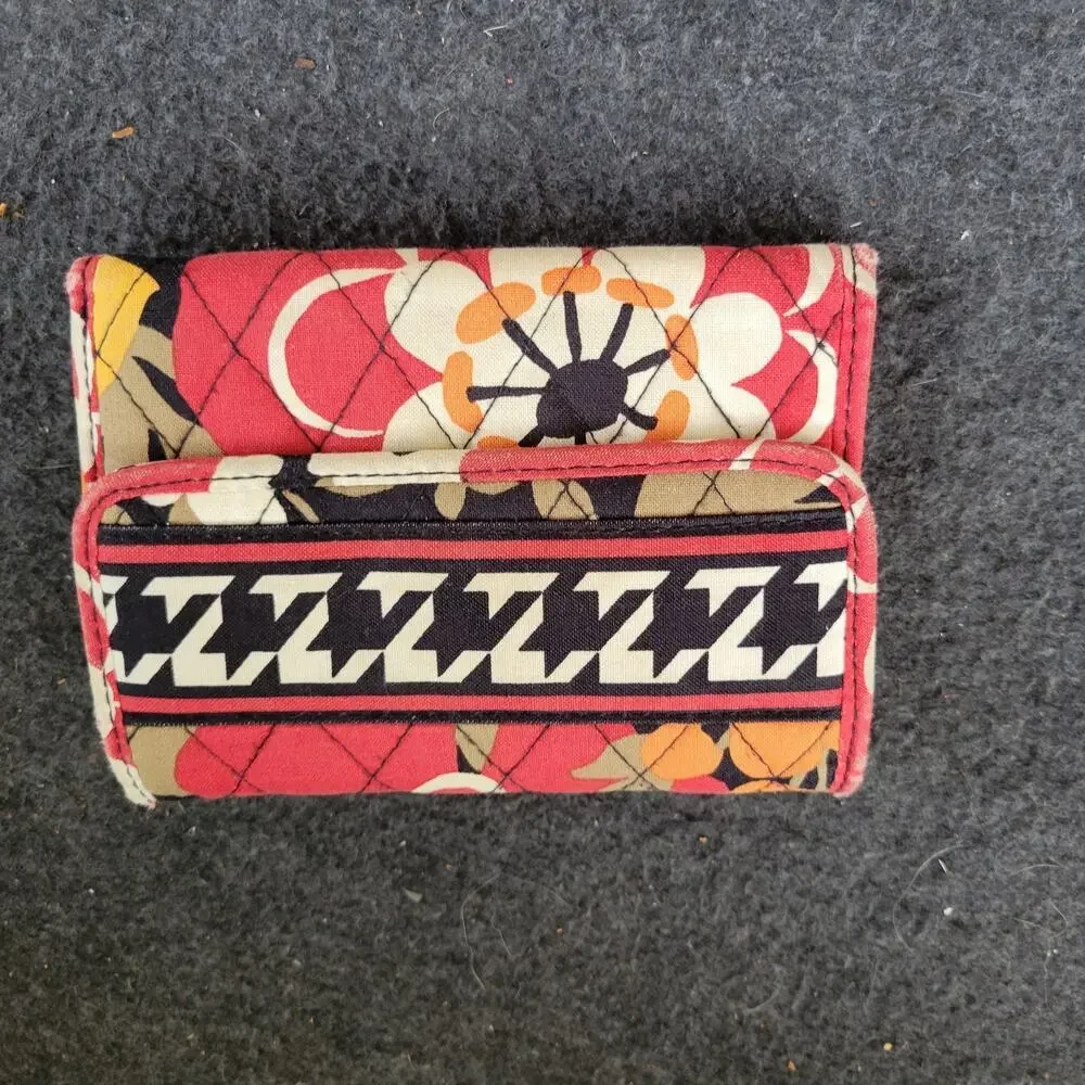 Vera Bradley Bittersweet Euro Wallet Quilted Floral Black Red Gold Retro Colorfu